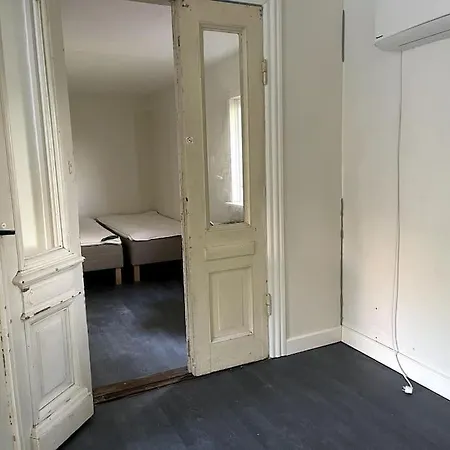 Stort Rummeligt Hus *