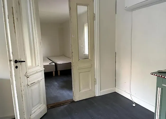 Stort Rummeligt Hus *