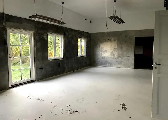 Stort Rummeligt Hus *